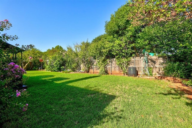 view of yard with fence