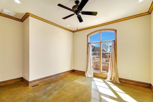 empty room featuring visible vents, ceiling fan, concrete flooring, and baseboards