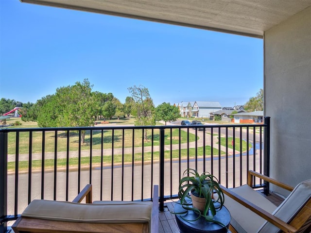 12 S Howard St, Edmond, OK 73003 - balcony with a residential view