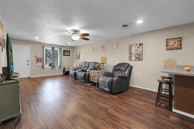 422 N Washington Ave, Elk City, OK 73644 - photo 4