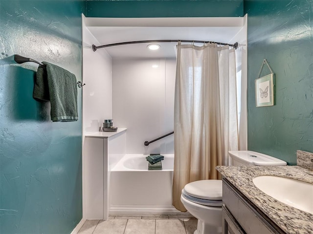 full bath with a tub, toilet, a shower with shower curtain, a textured wall, and tile patterned floors