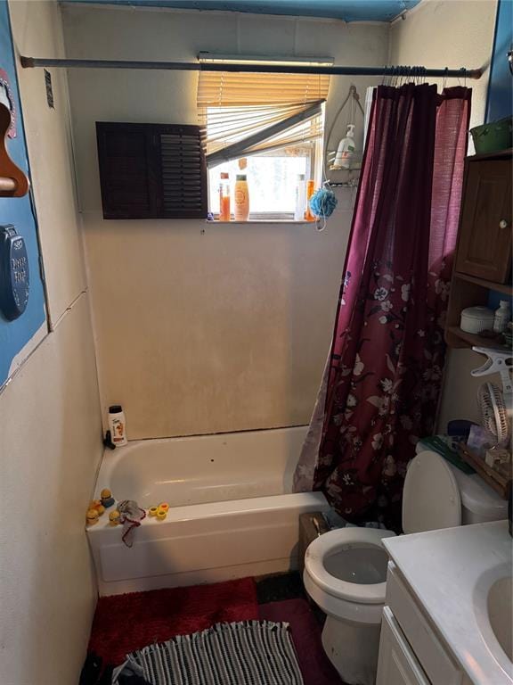 full bath with vanity, toilet, and shower / bathtub combination with curtain