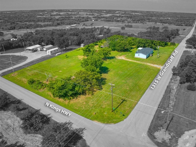 1315 W Grandstaff Rd, Cushing, OK 74023 - photo 1