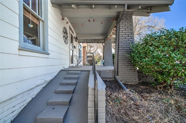 view of patio featuring covered porch