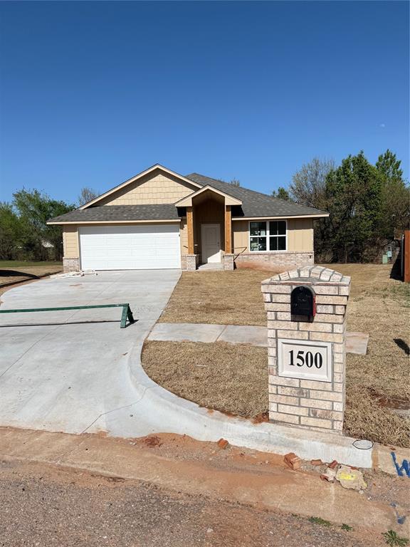 1500 Stirrup Way, Yukon, OK 73099