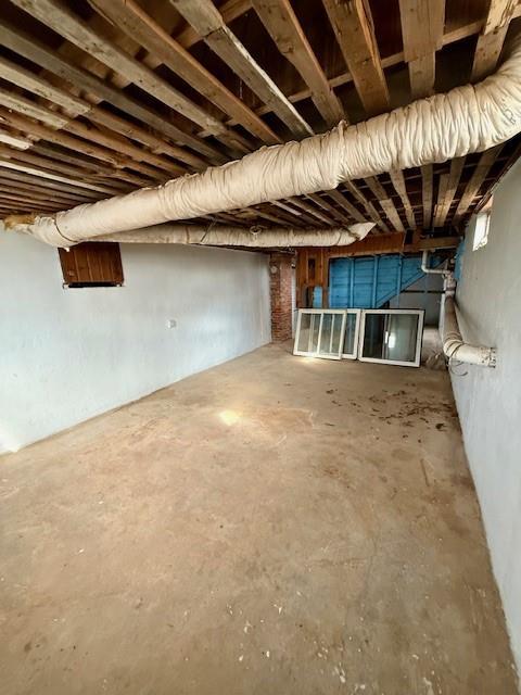 view of unfinished basement