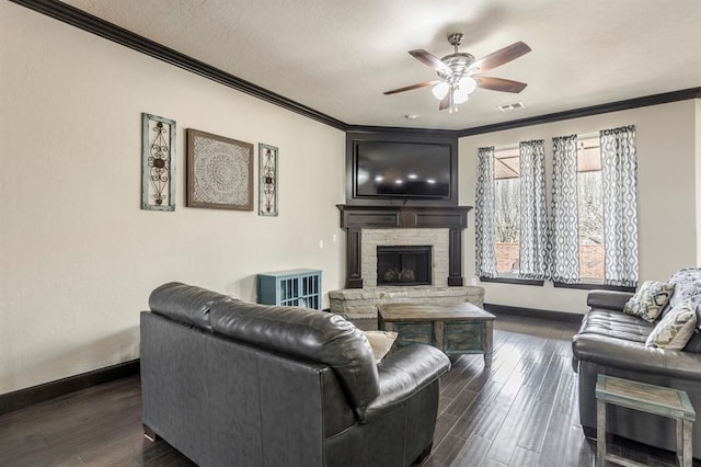 2241 W Mickey Dr, Mustang, OK 73064 - living area featuring baseboards, visible vents, ceiling fan, and crown molding
