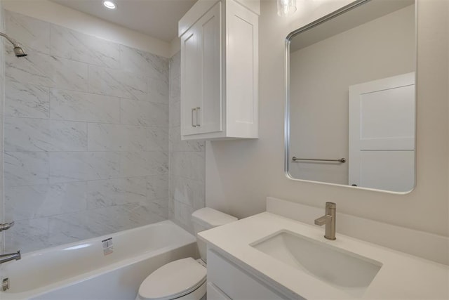 full bathroom featuring shower / bath combination, recessed lighting, toilet, and vanity