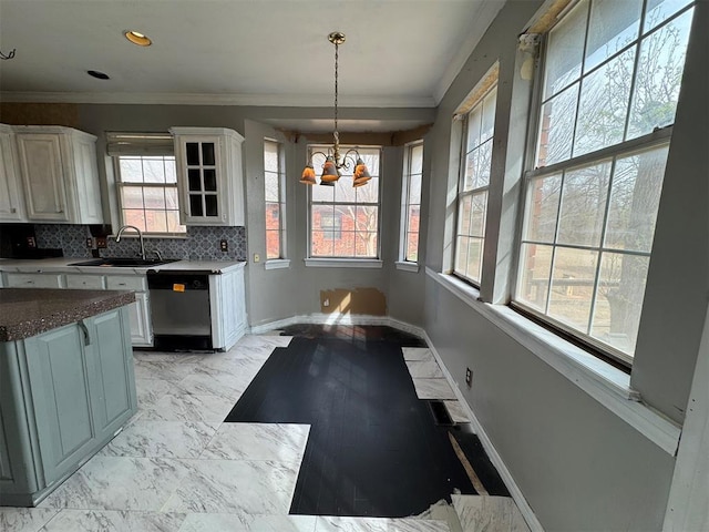 dining area with baseboards, ornamental molding, recessed lighting, a notable chandelier, and marble finish floor