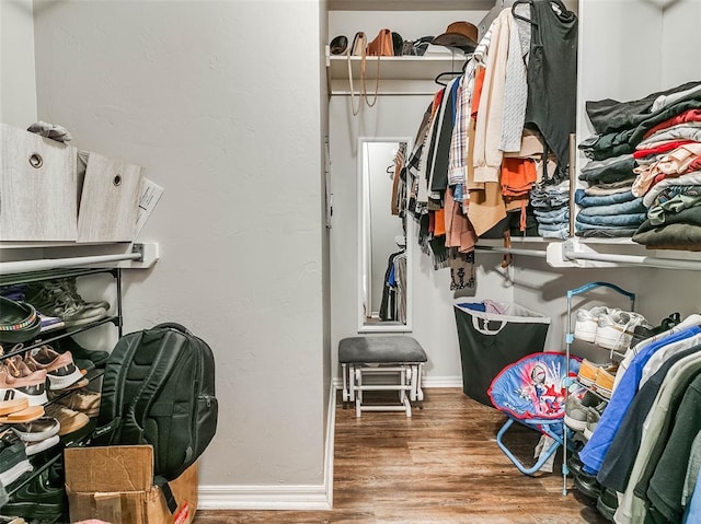 1415 NW 98th St, Oklahoma City, OK 73114 - spacious closet with wood finished floors