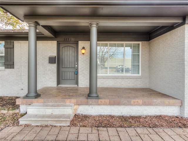 2832 Warwick Dr, Oklahoma City, OK 73116 - entrance to property with brick siding