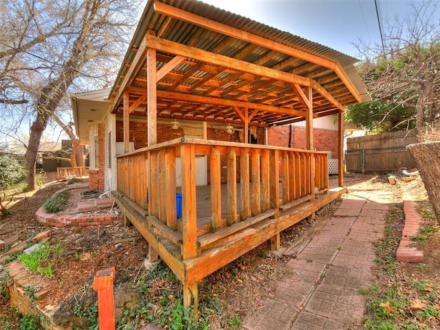 deck with fence