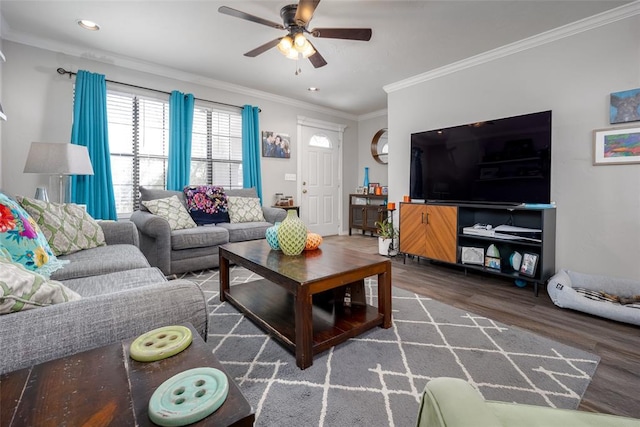 4505 N Peniel Ave, Bethany, OK 73008 - living room featuring wood finished floors, ceiling fan, ornamental molding, and recessed lighting