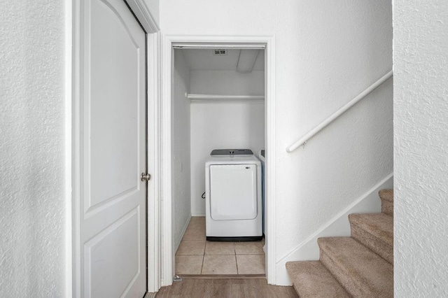 3833 Ives Way, Norman, OK 73072 - laundry room featuring washer / clothes dryer and wood finished floors