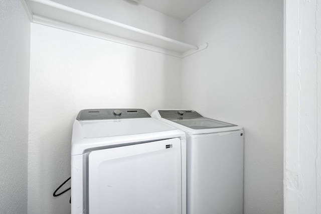 3833 Ives Way, Norman, OK 73072 - laundry area with separate washer and dryer