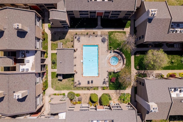 birds eye view of property featuring a residential view