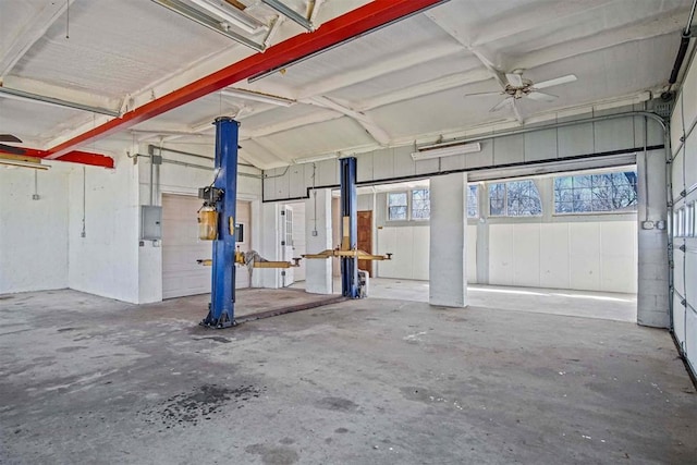 garage featuring a ceiling fan