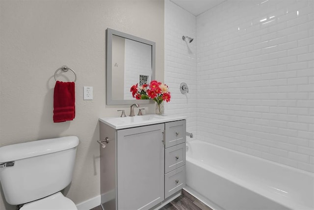 311 N 7th St, Sayre, OK 73662 - bathroom featuring vanity, wood finished floors, and shower / tub combination