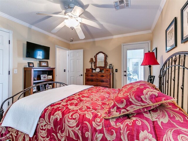 bedroom featuring visible vents, ceiling fan, and crown molding