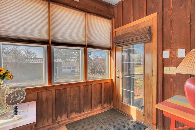 9872 N 2121st Pl, Butler, OK 73625 - sunroom featuring healthy amount of natural light