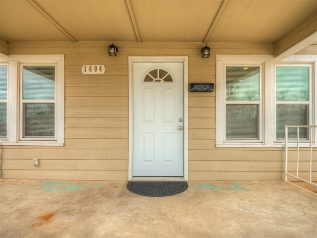 1604 NE Euclid St, Oklahoma City, OK 73117 - view of doorway to property