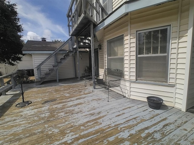 2005 E Cherokee Ave, Enid, OK 73701 - deck featuring stairs