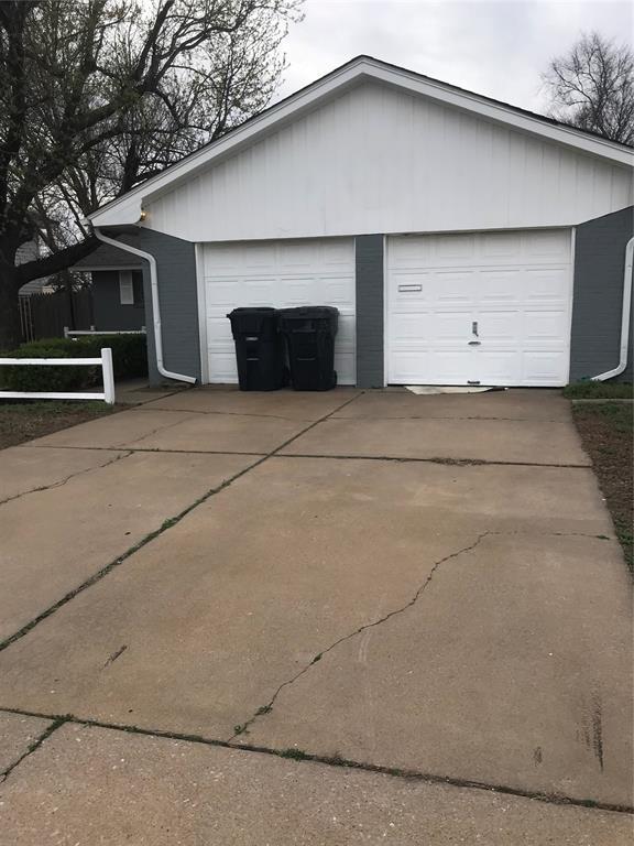 1310 SW 77th Ter, Oklahoma City, OK 73159 - view of detached garage