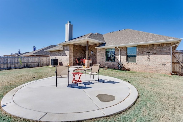 1624 NE 32nd St, Moore, OK 73160 - fenced backyard featuring a patio area