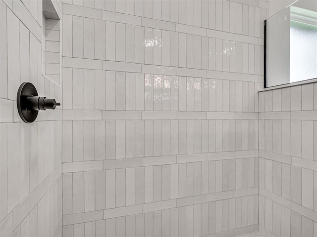 77 Orchid Ct, Piedmont, OK 73078 - bathroom view of tiled shower