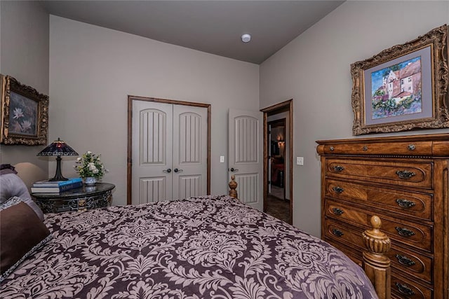 8301 NW 146th St, Oklahoma City, OK 73142 - carpeted bedroom with a closet