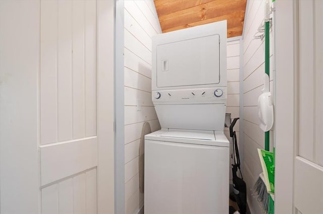 203 Secluded Cir, Broken Bow, OK 74728 - washroom with stacked washer / dryer