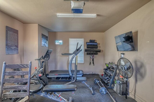 393 Haloka Ave, Washington, OK 73093 - exercise room featuring baseboards