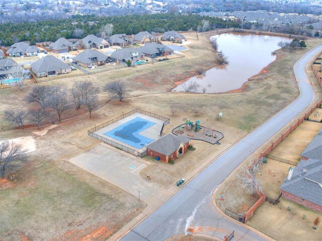 4816 Kelly Lakes Dr, Edmond, OK 73025 - photo 33