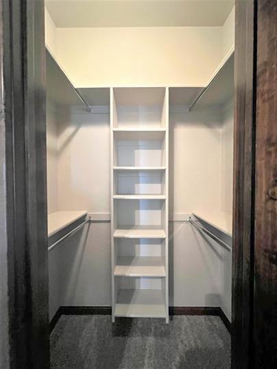 708 Kearny Ln, Yukon, OK 73099 - view of walk in closet