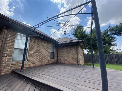 713 NW 143rd St, Edmond, OK 73013 - view of deck