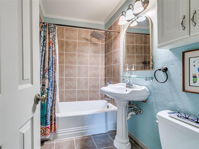 full bath featuring shower / bath combo, toilet, tile patterned flooring, and crown molding