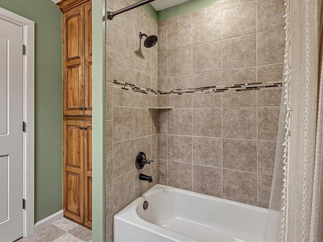 2809 Morgan Trace Rd, Yukon, OK 73099 - bathroom with shower / bath combination with curtain and baseboards