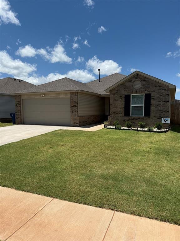 2932 Ridge Way, Chickasha, OK 73018 - photo 1