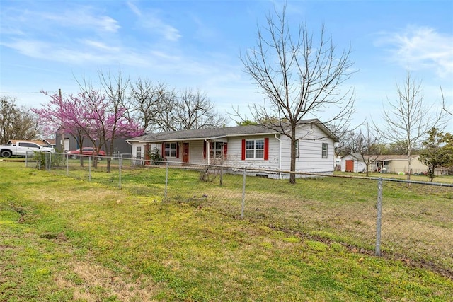 120 E 6th St, Stratford, OK 74872 - view of front of property with a front yard and a fenced front yard