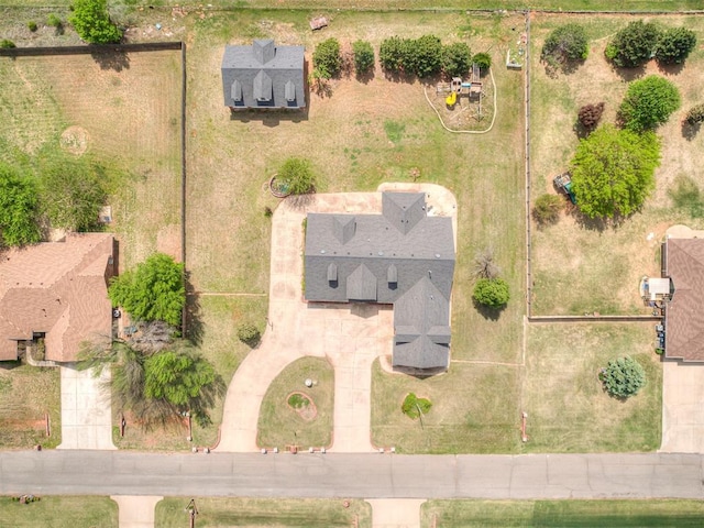 13216 SW 10th St, Yukon, OK 73099 - aerial view