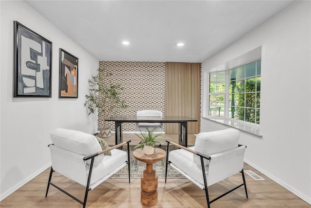 636 E Lea Ter, Mustang, OK 73064 - sitting room with wood finished floors, recessed lighting, and baseboards
