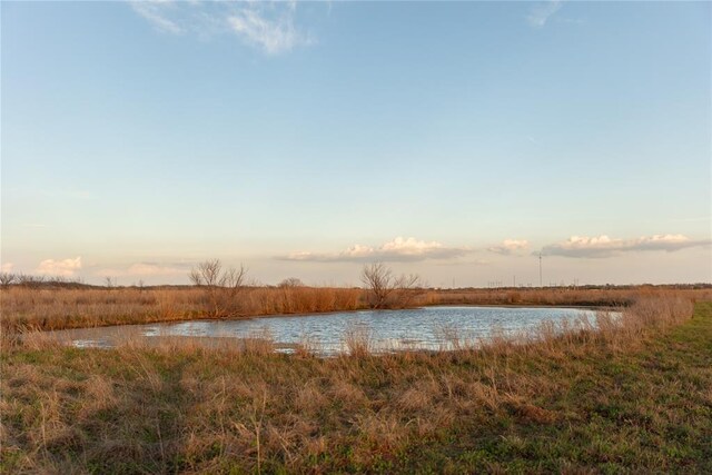 000 N 2620th Rd, Walters, OK 73572