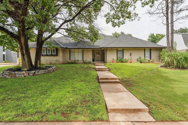 3241 Brush Creek Rd, Oklahoma City, OK 73120 - photo 2