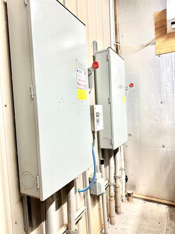 view of utility room