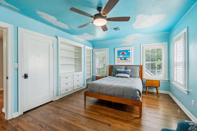 1707 Pennington Way, Nichols Hills, OK 73116 - bedroom featuring wood finished floors, baseboards, and ceiling fan