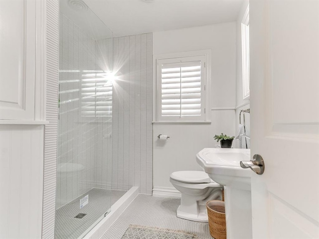 1821 Coventry Ln, Nichols Hills, OK 73120 - full bathroom with a shower stall and tile patterned floors