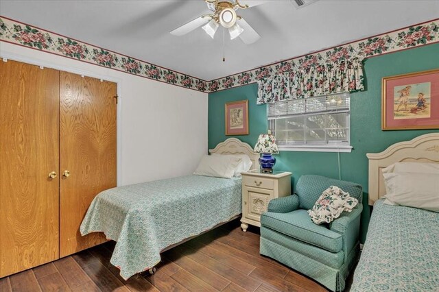 6706 N Woodward Dr, Oklahoma City, OK 73116 - bedroom featuring wood finished floors and a ceiling fan