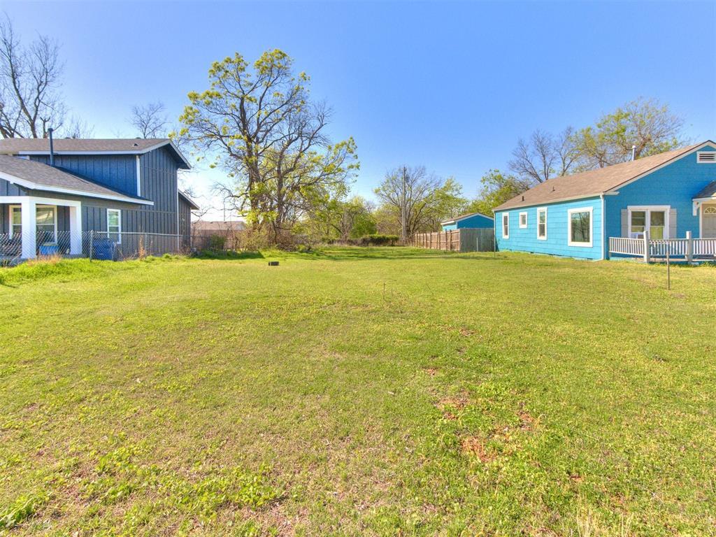 711 E Perkins Ave, Guthrie, OK 73044