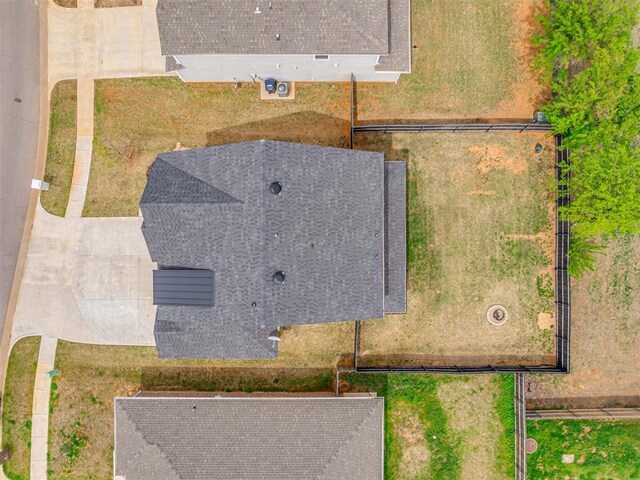2000 Sara Vista Dr, Yukon, OK 73099 - photo 42