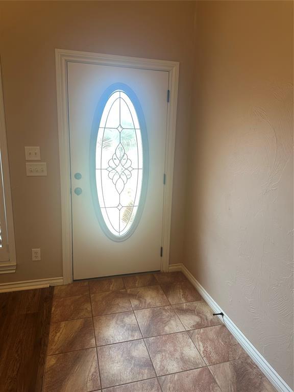11824 Bellhurst Ave, Oklahoma City, OK 73162 - photo 7